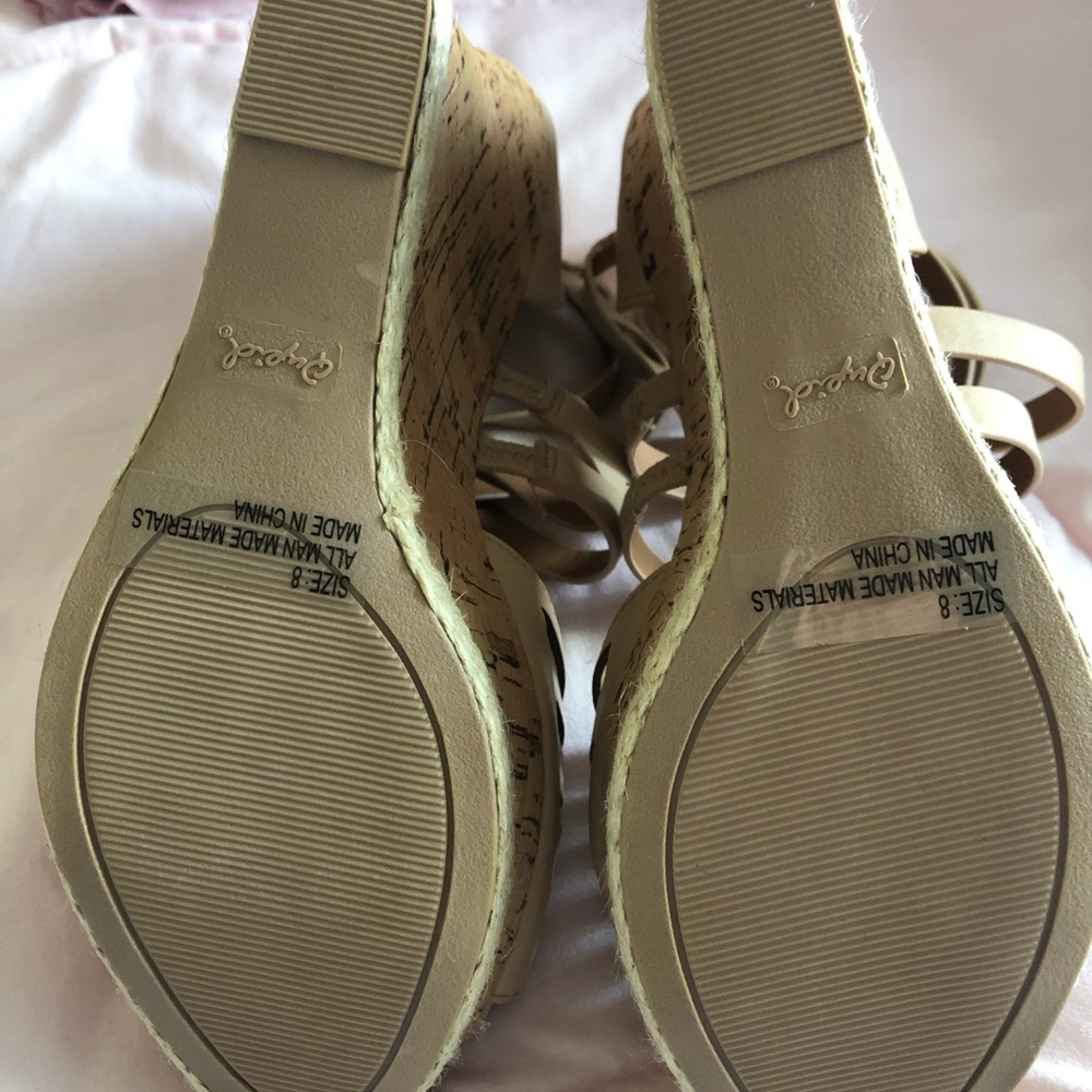 🌟 Qupid brand Wedge strappy sandals 🌟 - Picture 6 of 6